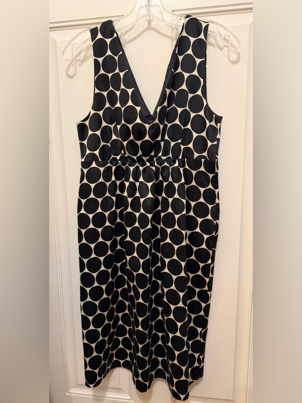 H&M Black and Cream Polka Dot Midi Dress